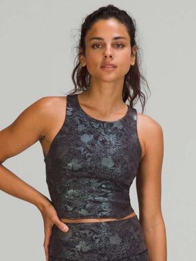 Lululemon Invigorate Training Tank Top